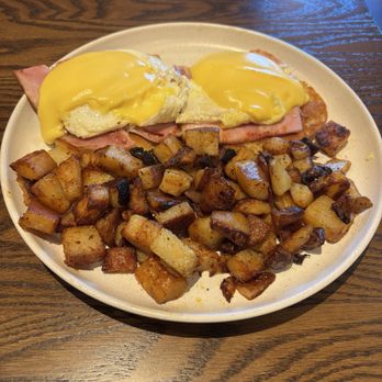 Morin's Hometown Bar and Grille - Eggs Benny - American Near Me - Attleboro, Massachusetts Morin's Hometown Bar and Grille - Eggs Benny - American Near Me - Attleboro, Massachusetts