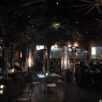 Yard House - Bars Near Me - Roseville, California