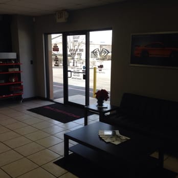 German Car Specialists - Waiting room 2 - Auto Repair Near Me - San Antonio, Texas
