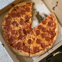 Pepperoni pizza well done