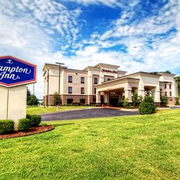 Exterior outside entrance of Hampton Inn Van Buren - Exterior - Van Buren, Arkansas Exterior outside entrance of Hampton Inn Van Buren - Exterior - Van Buren, Arkansas
