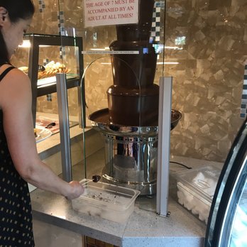The Luxe Buffet - Chocolate fountain - Buffets Near Me - Ontario, California The Luxe Buffet - Chocolate fountain - Buffets Near Me - Ontario, California