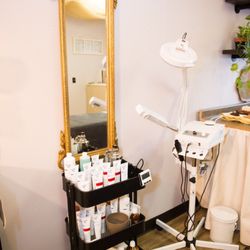 Eclectic Remedies - Facial products and steamer