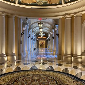 Bouchon - Hallway in Venezia tower to Bouchon restaurant - French Near Me - Las Vegas, Nevada