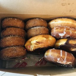 Donuts Donuts