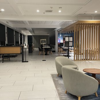 Radisson Hotel Seattle Airport - Hotels Near Me - Seattle, Washington Radisson Hotel Seattle Airport - Hotels Near Me - Seattle, Washington
