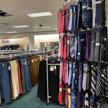 Belk Outlet - Department Stores Near Me - Franklin, Virginia