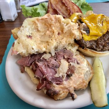 Cafe in Paradise - Breakfast & Brunch Near Me - Sebastian, Florida