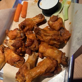 Rowdy Cowboy - 12 naked buffalo wings - Sports Bars Near Me - The Colony, Texas Rowdy Cowboy - 12 naked buffalo wings - Sports Bars Near Me - The Colony, Texas