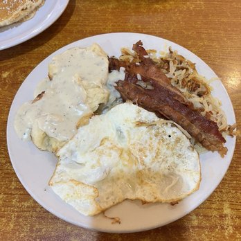 Nellie's Restaurant - Farmers Breakfast - Waffles Near Me - Newburgh, Indiana Nellie's Restaurant - Farmers Breakfast - Waffles Near Me - Newburgh, Indiana