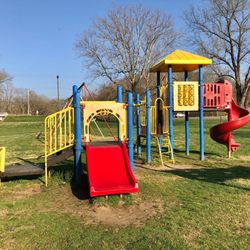 Kachelmacher Park - Play area for younger kids