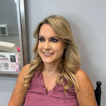 Blo Blow Dry Bar - Makeup by Mia - Blow Dry/Out Services Near Me - Jacksonville, Florida