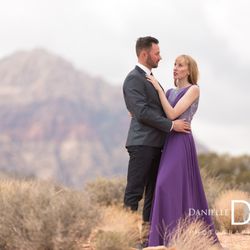 Danielle Brown Photography - Engagement photography in the wild of the southern Nevada desert.