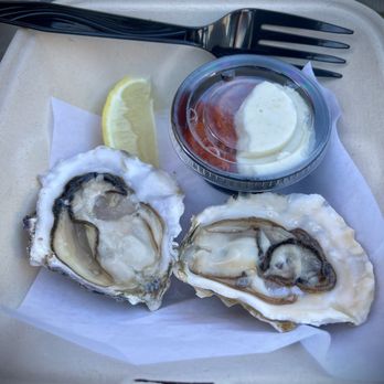 Brigham Fish Market - Oysters $3 each - Seafood Markets Near Me - Cascade Locks, Oregon