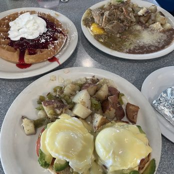 Blossom Trail Cafe - Breakfast & Brunch Near Me - Sanger, California