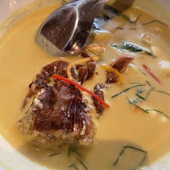 Chalong - Crab Curry - Thai Near Me - New York, New York