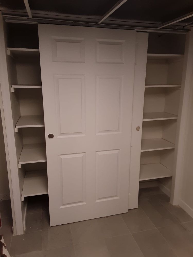 Slide of N&N Golden Hands