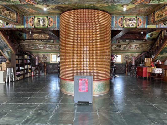 Dragon and Tiger Pagodas by null