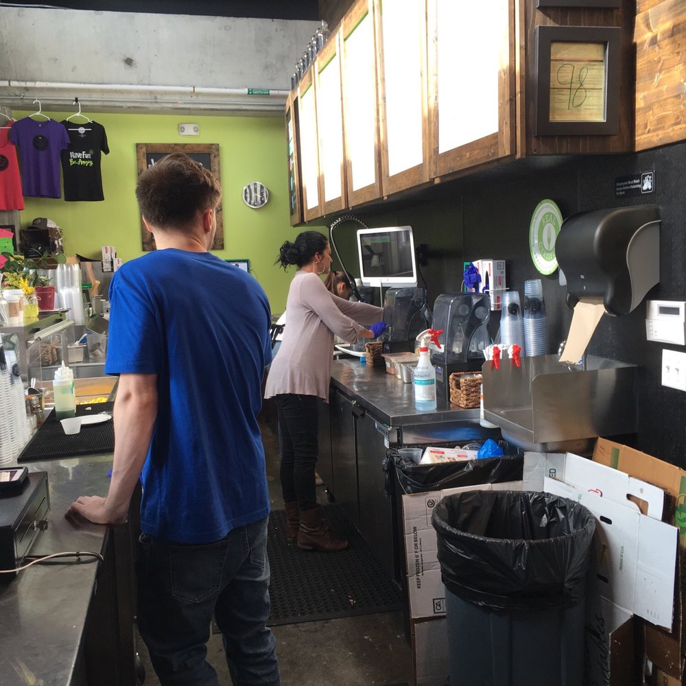 Juice Bar - The Gulch - Hard at work - Vegetarian Near Me - Nashville, Tennessee Juice Bar - The Gulch - Hard at work - Vegetarian Near Me - Nashville, Tennessee
