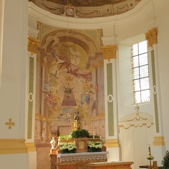 Wallfahrtskirche St. Marien - Hauptaltar, Deckengemälde und Wandmalerei - Landmarks & Historical Buildings Near Me - Unterschneidheim, BW