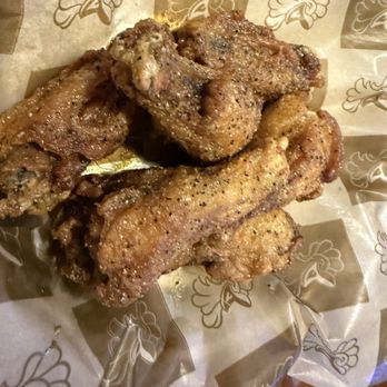 Kickin' Chicken West Ashley - Lemon pepper 6 Wings - American Near Me - Charleston, South Carolina Kickin' Chicken West Ashley - Lemon pepper 6 Wings - American Near Me - Charleston, South Carolina
