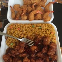 General Tso chicken dinner special and an order of shrimp. Was about 12$ General Tso chicken dinner special and an order of shrimp. Was about 12$