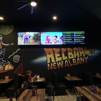 Recbar 812 - Dining area - Bars Near Me - New Albany, Indiana Recbar 812 - Dining area - Bars Near Me - New Albany, Indiana