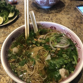 Pho Ben - Heights - 68: Mì Hoành Thánh - Egg Noodle soup with wonton - Vietnamese Near Me - Houston, Texas Pho Ben - Heights - 68: Mì Hoành Thánh - Egg Noodle soup with wonton - Vietnamese Near Me - Houston, Texas