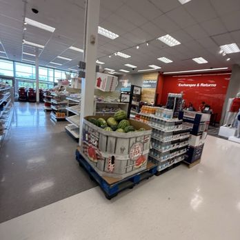 Target - Department Stores Near Me - Hanover, Massachusetts