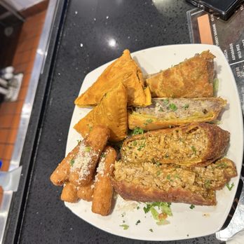 Aunt E’s Southern Cuisine - Aunt E's Sampler Platter - Chicken Wings Near Me - Greensboro, North Carolina Aunt E’s Southern Cuisine - Aunt E's Sampler Platter - Chicken Wings Near Me - Greensboro, North Carolina