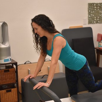 Mindful Movement with Naya - "Scooter" on the Pilates reformer targets glute and hamstring engagement while stretching the hip flexors. Try the "no hands" variation! - Pilates Near Me Mindful Movement with Naya - "Scooter" on the Pilates reformer targets glute and hamstring engagement while stretching the hip flexors. Try the "no hands" variation! - Pilates Near Me