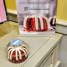 This red velvet bundlet went home with me! This red velvet bundlet went home with me!