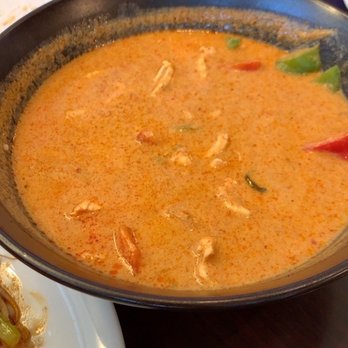 Sunflower Thai - This is mango curry! Simply delicious!   Sweet with a little bit of SPICEY!   You can request how SPICEY you want it. - Thai Near Me - Westminster, Colorado