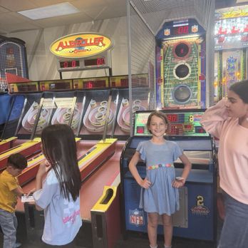 Chuck E. Cheese - Pizza Near Me - Escondido, California