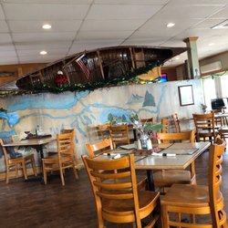 Wolffy's Grill & Marina - Dining area separated from the bar area