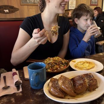 Garden Prairie Cafe - Skillet with eggs on the side - Comfort Food Near Me - Garden Prairie, Illinois
