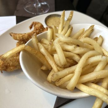 110 Grill - chicken and fries - New American Near Me - Nashua, New Hampshire