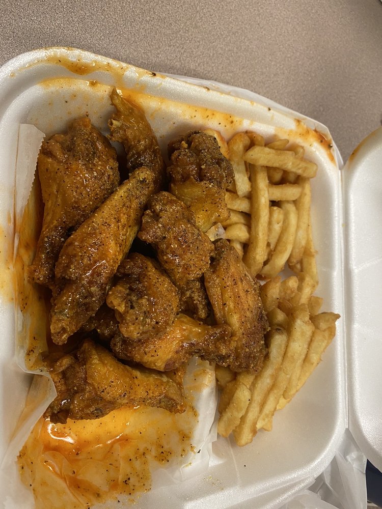 TUNIS WINGS AND SUBS Updated October 2024 11 Reviews 2011 Emerson St, Jacksonville