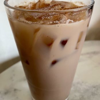 Delanie's Coffee Shadyside - Iced chai latte - Coffee & Tea Near Me - Pittsburgh, Pennsylvania