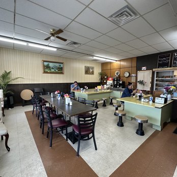 Mr D's Donuts - Donuts Near Me - Shawnee, Kansas