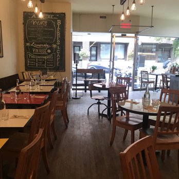 Soupe Soupe - tables and chairs in a restaurant - Sandwiches Near Me - Montreal, Quebec Soupe Soupe - tables and chairs in a restaurant - Sandwiches Near Me - Montreal, Quebec
