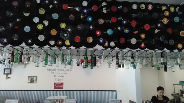 Tracey's Diner by null