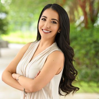 Nicolle Leilani Beauty - My headshot professional photos - Makeup Artists Near Me - Miami, Florida Nicolle Leilani Beauty - My headshot professional photos - Makeup Artists Near Me - Miami, Florida