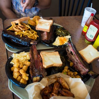 Dave Poe's BBQ - Barbeque Near Me - Marietta, Georgia Dave Poe's BBQ - Barbeque Near Me - Marietta, Georgia