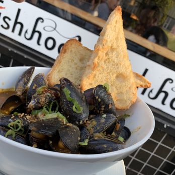 Fishhook - One pound of local mussels, white wine vindaloo broth & lemony baguette!! - Seafood Near Me - Victoria, British Columbia