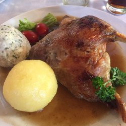 Zur Fantasie - Ente mit Knödel.