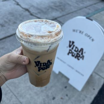 Vida Pura - Teddy Bear iced Latte - Breakfast & Brunch Near Me - Los Angeles, California Vida Pura - Teddy Bear iced Latte - Breakfast & Brunch Near Me - Los Angeles, California