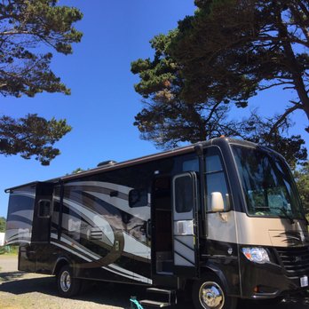 Seal Rocks RV Cove - RV Parks Near Me - Seal Rock, Oregon Seal Rocks RV Cove - RV Parks Near Me - Seal Rock, Oregon