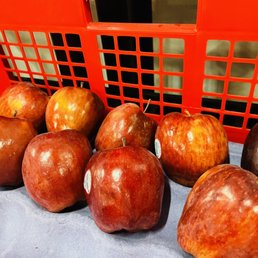 apples and pears in a basket apples and pears in a basket