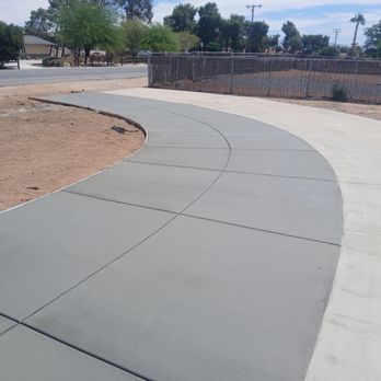 Palm Construction - Freshly poured cement - Decks & Railing Near Me - West Covina, California Palm Construction - Freshly poured cement - Decks & Railing Near Me - West Covina, California